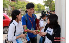 Đại học Vinh dẫn đầu cả nước về kết nạp đảng viên trong trường học
