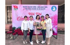 Viện Nông nghiệp và Tài nguyên tổ chức thành công Hội thi cắm hoa nghệ thuật