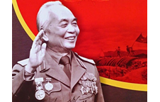 Đại tướng Võ Nguyên Giáp, thiên tài quân sự, nhà lãnh đạo có uy tín lớn, tấm gương ngời sáng về đạo đức cách mạng